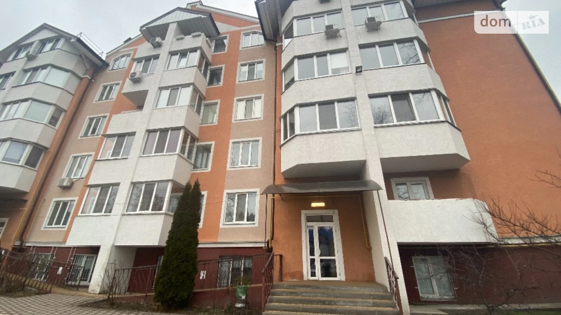 Продается 1-комнатная квартира 31 кв. м в Буче, ул. Полтавская, 6
