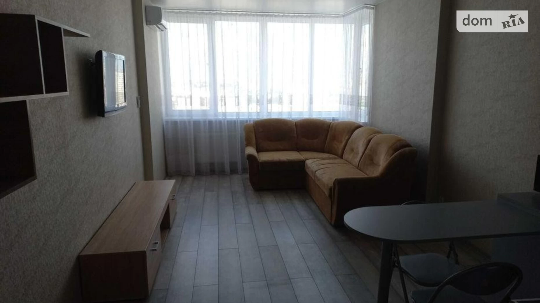 Продается 1-комнатная квартира 30 кв. м в Киеве, ул. Полевая, 73