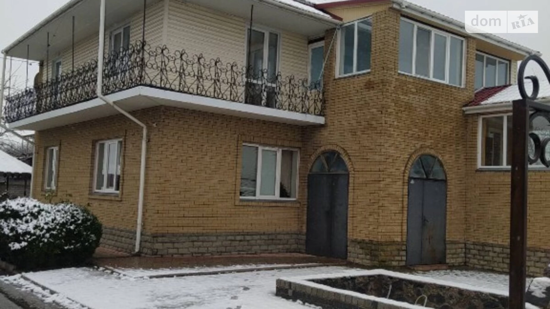 Продается дом на 2 этажа 430 кв. м с бассейном, цена: 75000 $ - фото 3