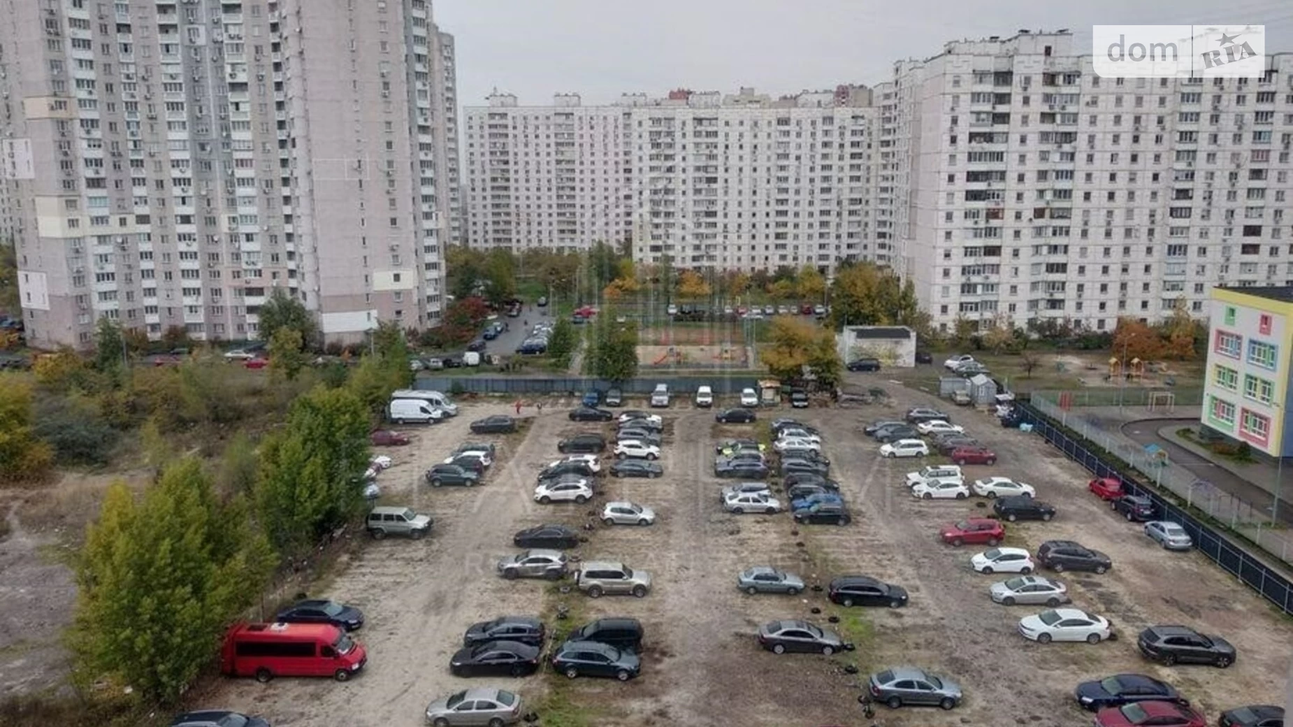 Продается 1-комнатная квартира 40 кв. м в Киеве, ул. Лисковская, 18Б