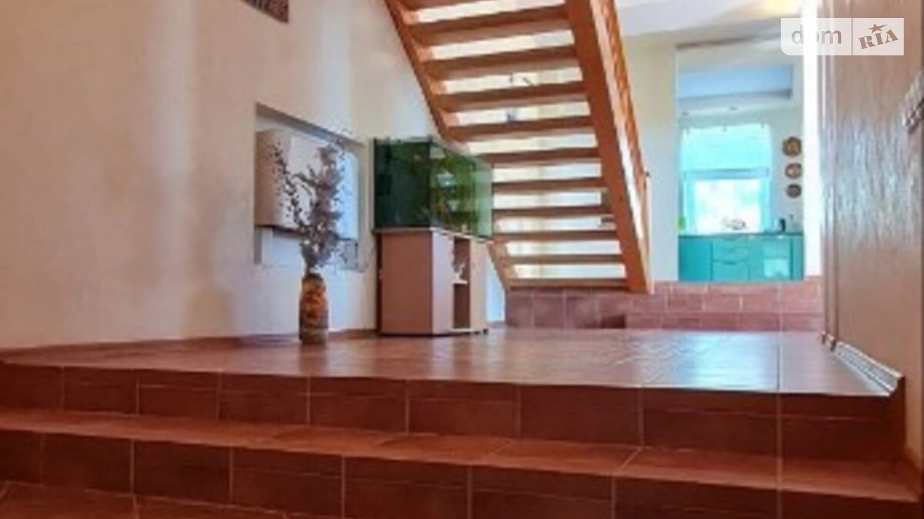 Продается дом на 2 этажа 300 кв. м с балконом, цена: 229000 $ - фото 3