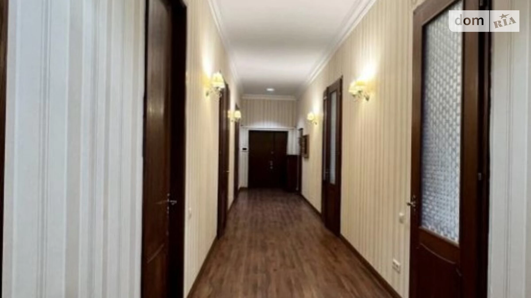 Продается 5-комнатная квартира 200 кв. м в Одессе, бул. Французский - фото 2