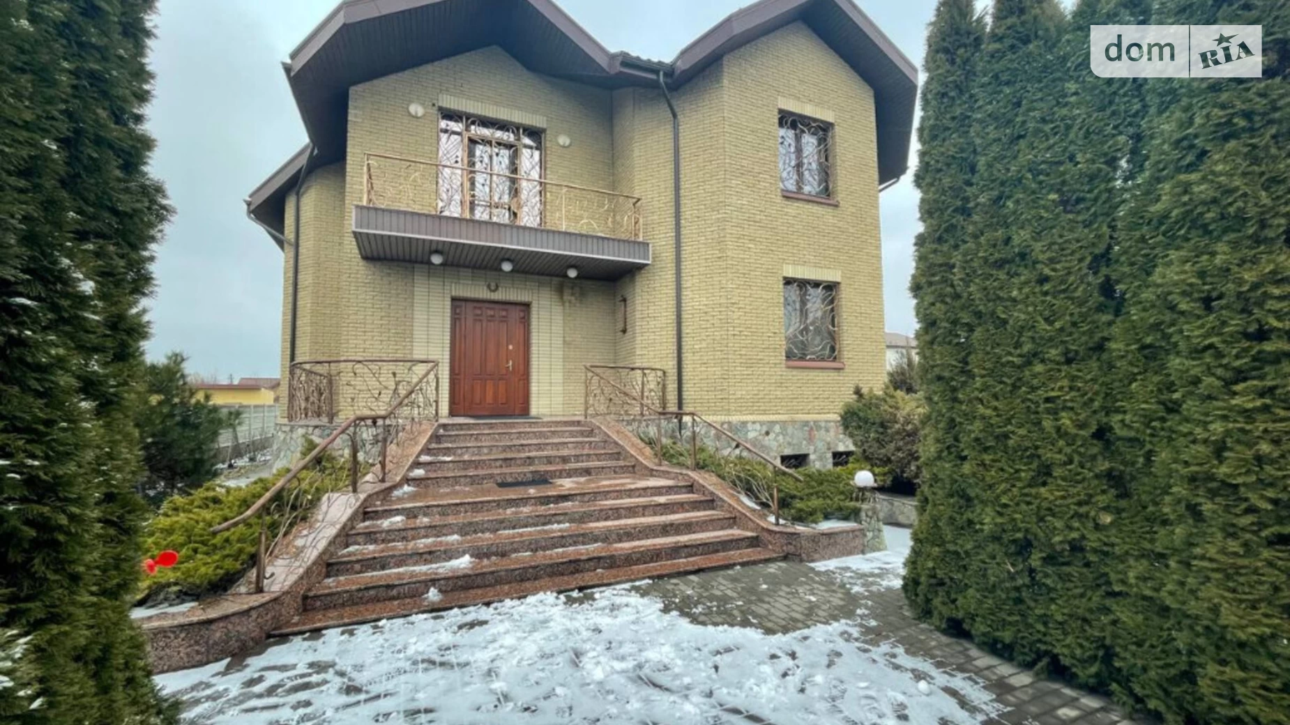 Продається будинок 2 поверховий 457 кв. м з каміном, Окружна вулиця