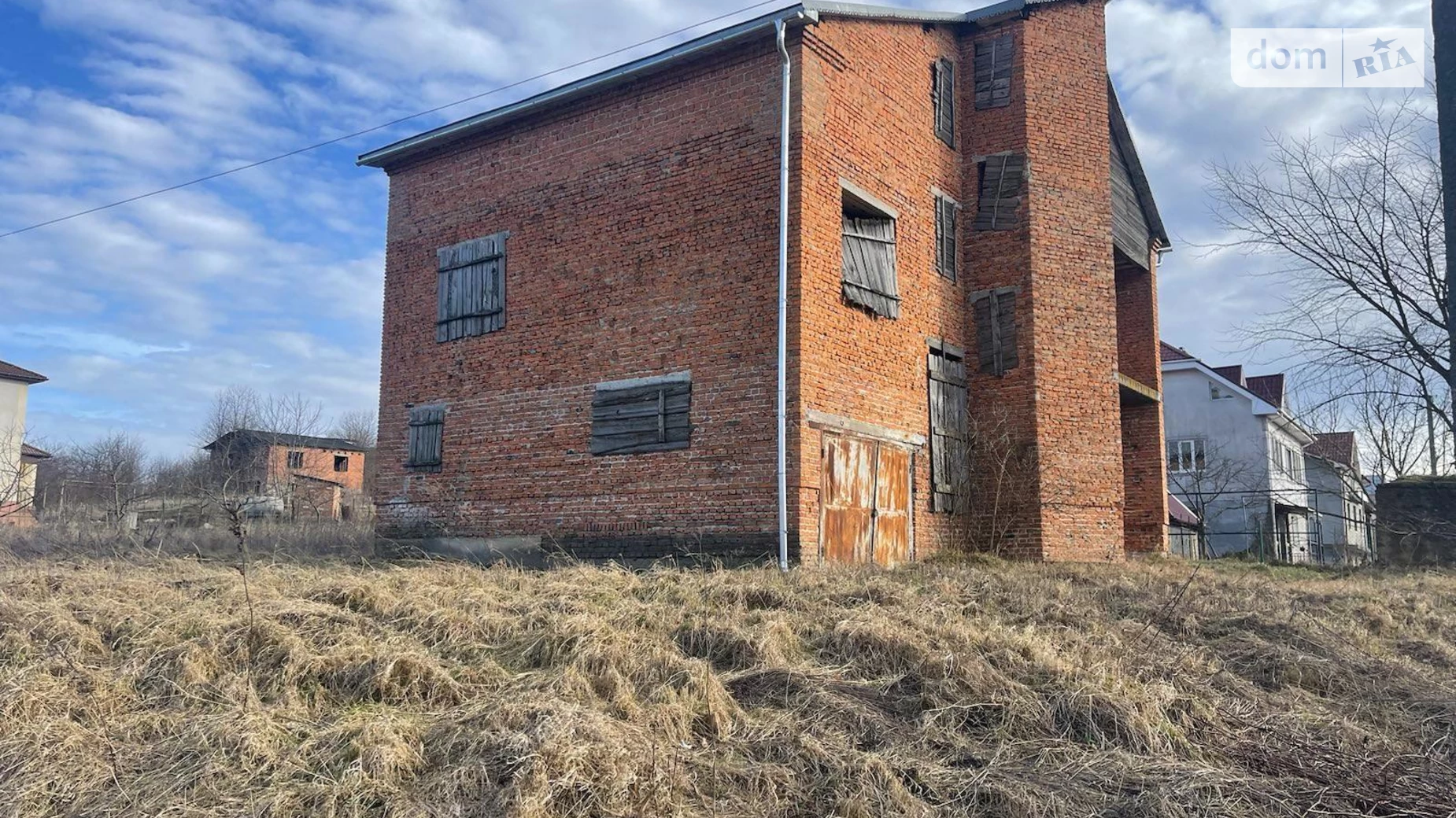 Продається будинок 2 поверховий 136 кв. м з верандою, р-н , 87