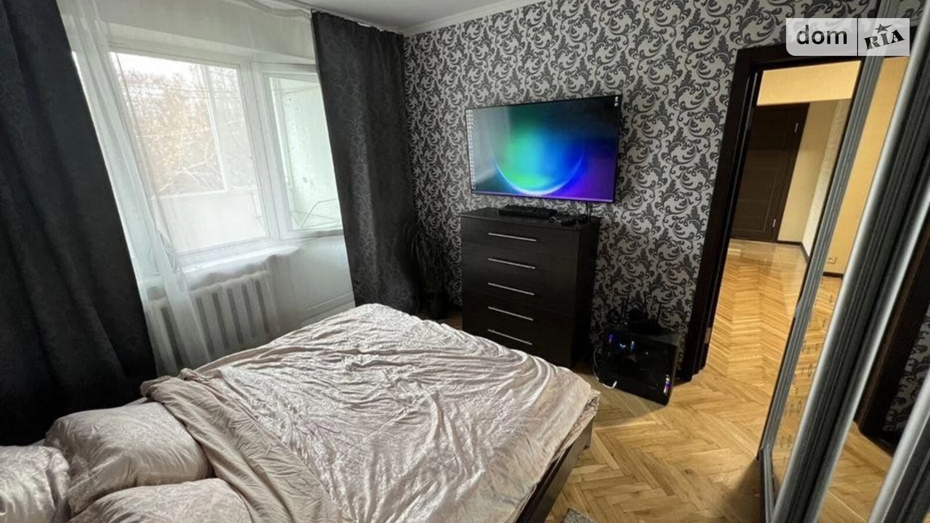 Продается 3-комнатная квартира 73 кв. м в Киеве, ул. Академика Доброхотова, 1 - фото 2