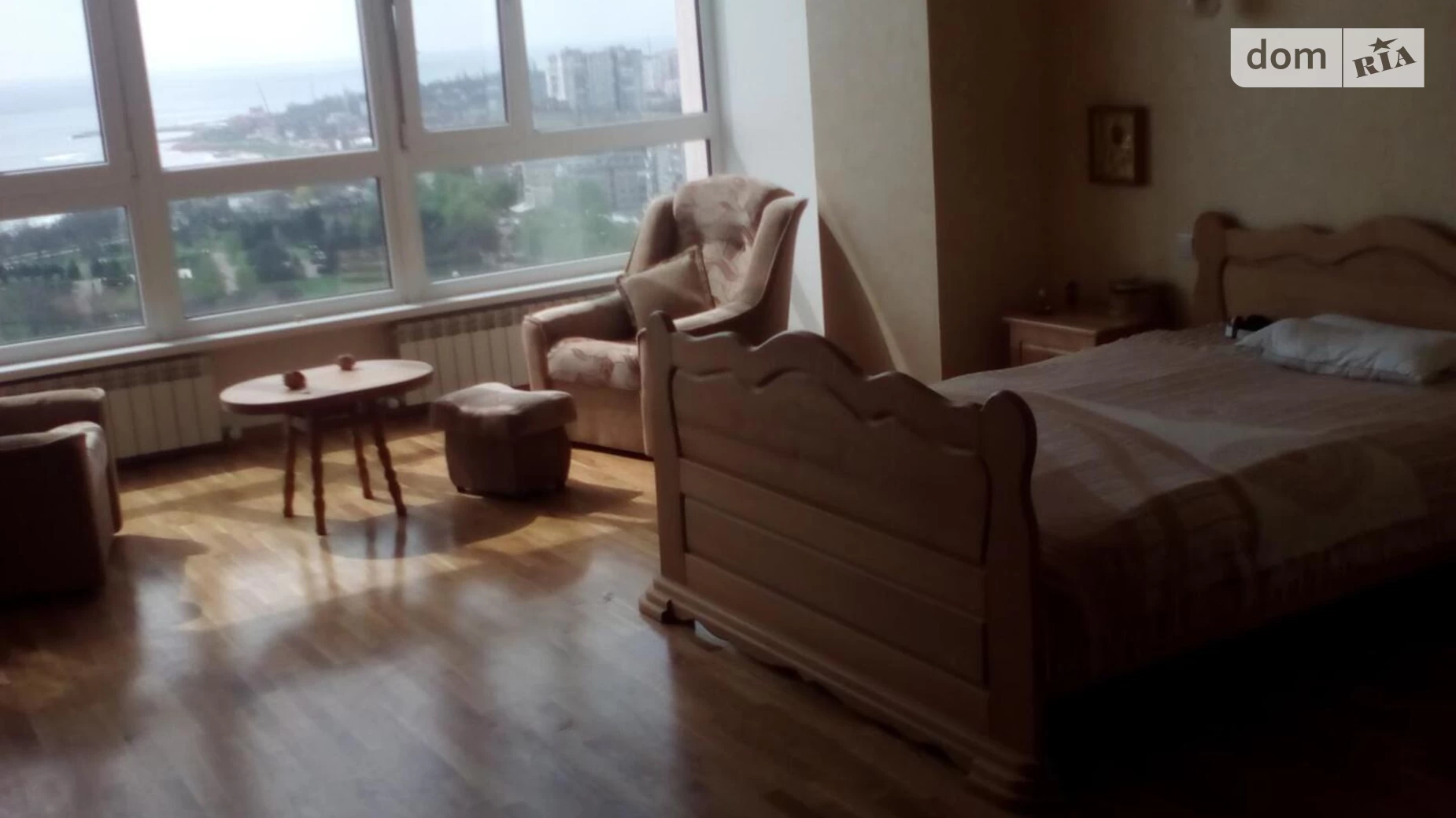 Продается 2-комнатная квартира 95.7 кв. м в Черноморске, пер. Хантадзе