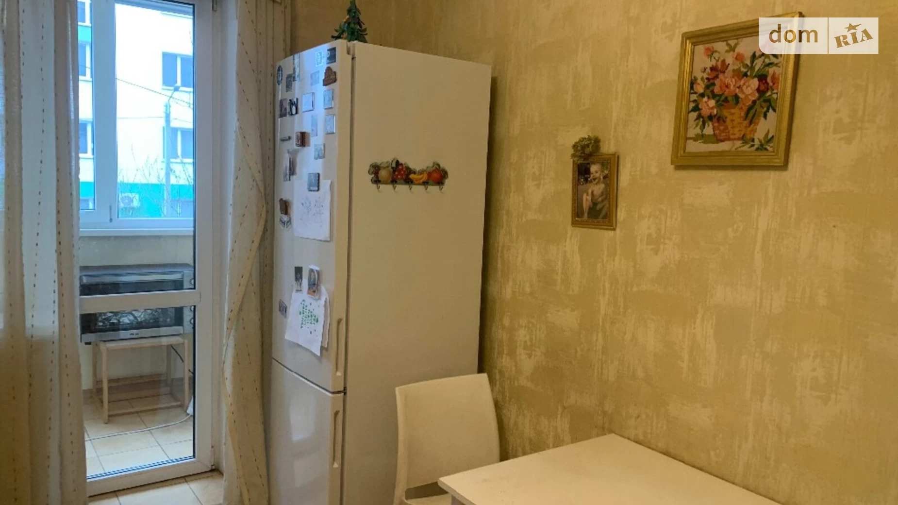 Продается 2-комнатная квартира 72 кв. м в Одессе, ул. Марсельская