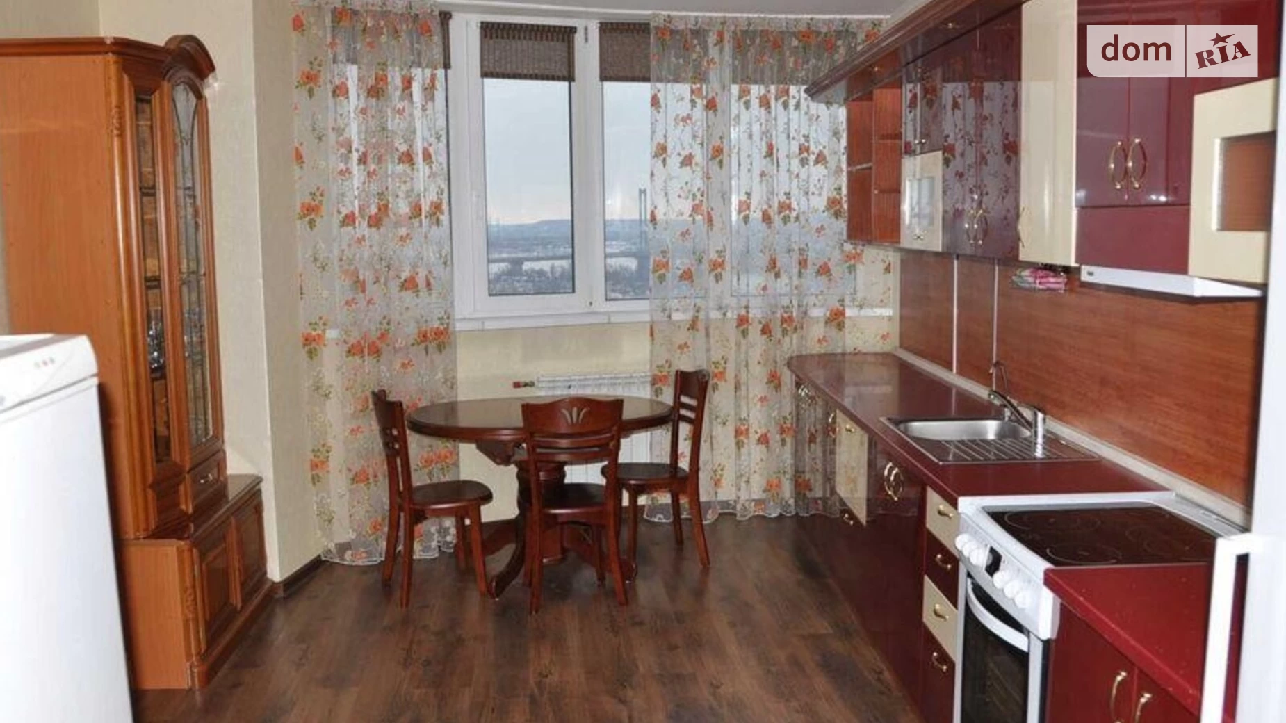 Продается 2-комнатная квартира 83 кв. м в Киеве, наб. Днепровская, 23 - фото 2