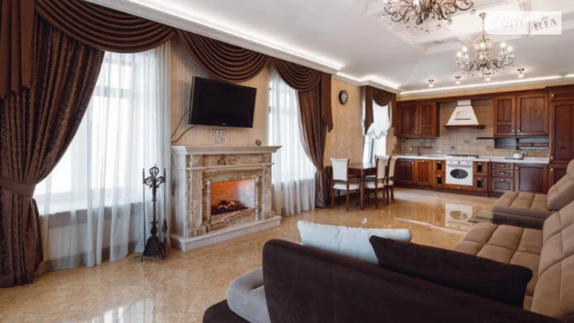 Продається 3-кімнатна квартира 134 кв. м у Одесі, вул. Маразліївська