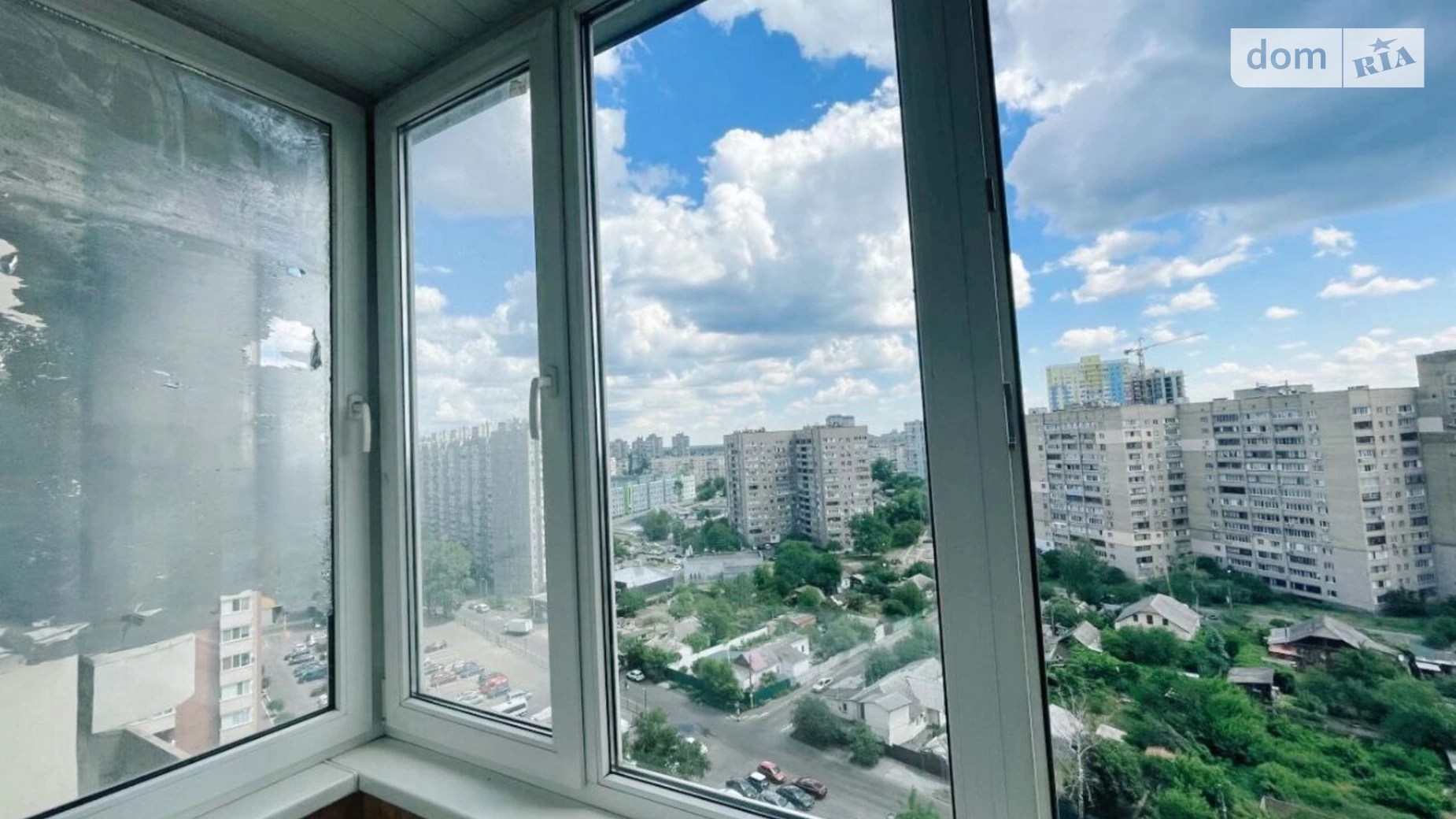 Продается 2-комнатная квартира 94 кв. м в Киеве, Харьковское шоссе, 19