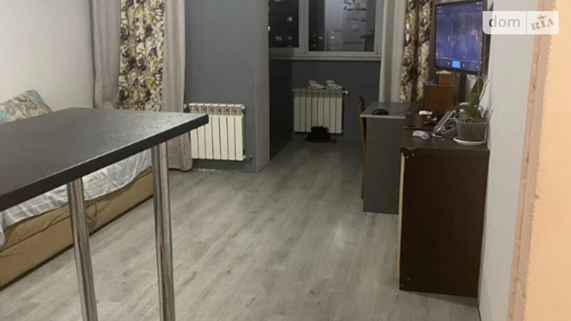 Продається 2-кімнатна квартира 80.2 кв. м у Хмельницькому