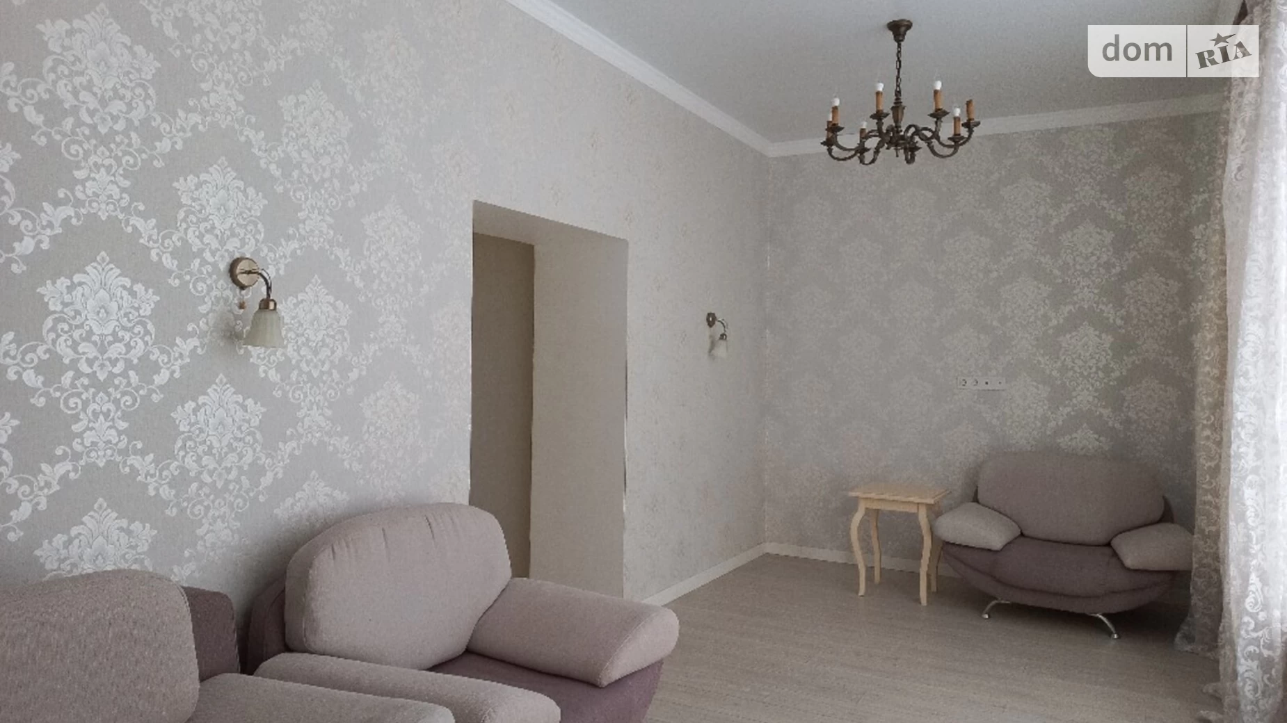 Продается 2-комнатная квартира 65 кв. м в Одессе, ул. Дача Ковалевского, 101