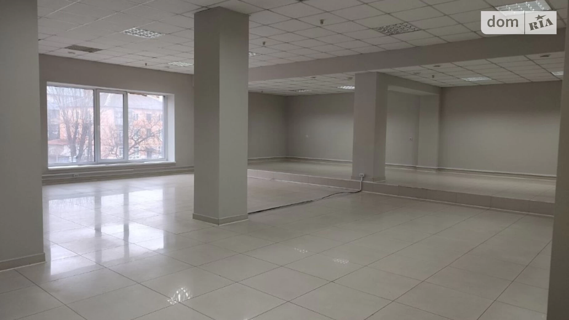 Здається в оренду приміщення вільного призначення 208 кв. м в 4-поверховій будівлі, цена: 45000 грн - фото 4