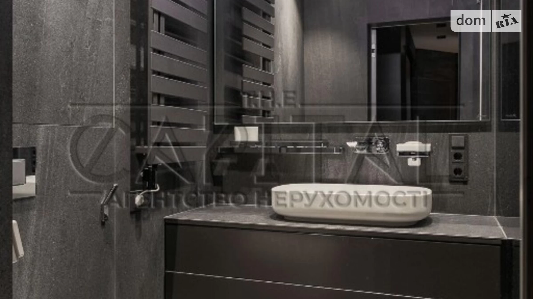 Продається 3-кімнатна квартира 80 кв. м у Києві, вул. Предславинська, 55А