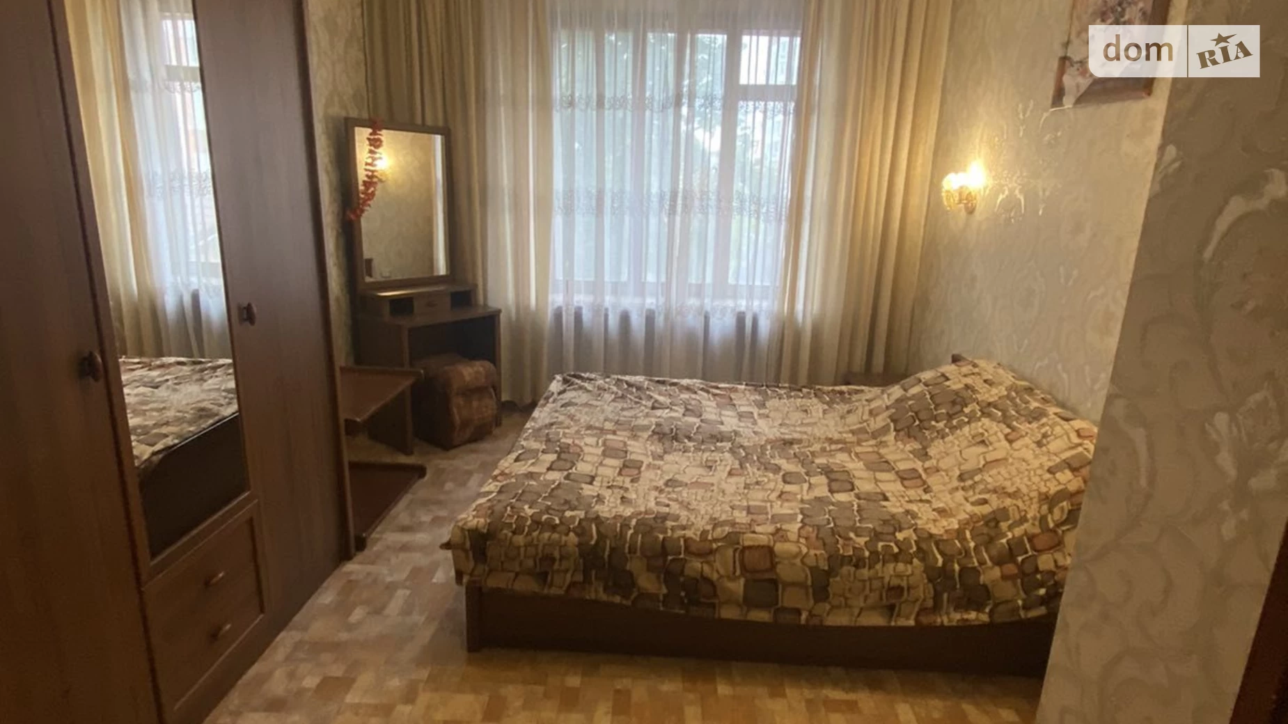 Продається 2-кімнатна квартира 54 кв. м у Одесі, вул. Велика Арнаутська