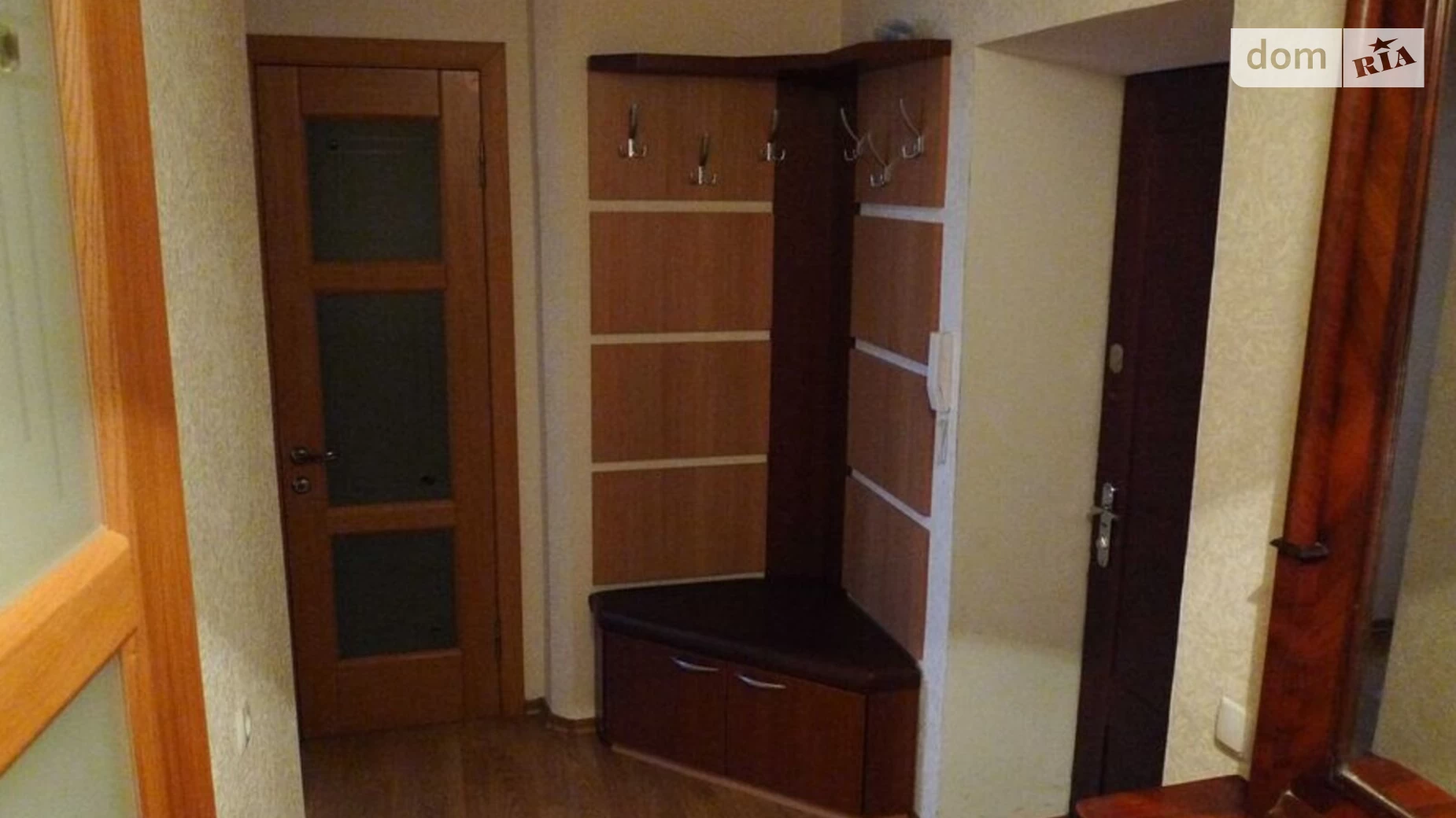 Продается 2-комнатная квартира 52 кв. м в Черноморске, просп. Мира(Ленина ул.) - фото 2
