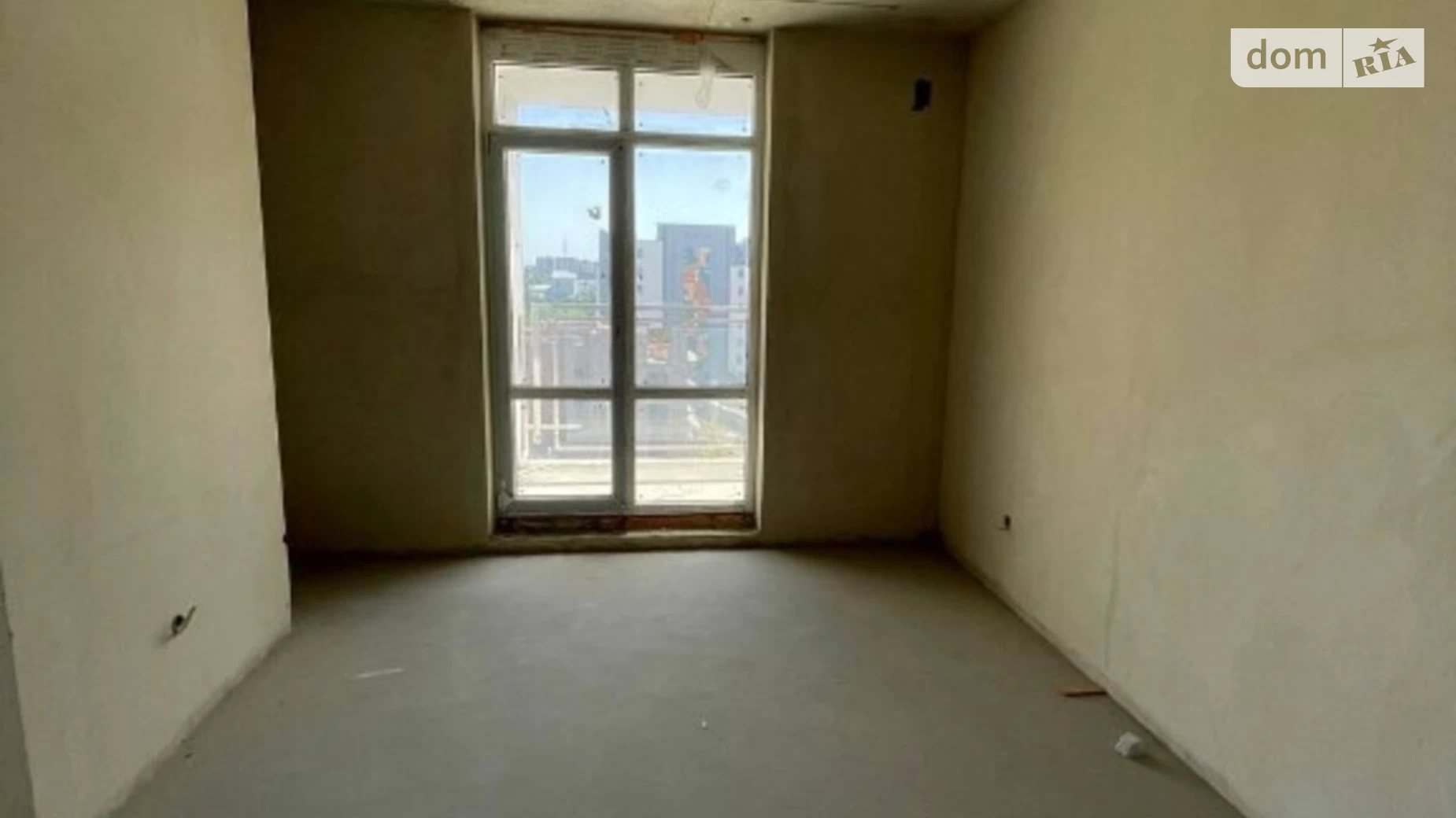 Продается 3-комнатная квартира 101 кв. м в Ивано-Франковске