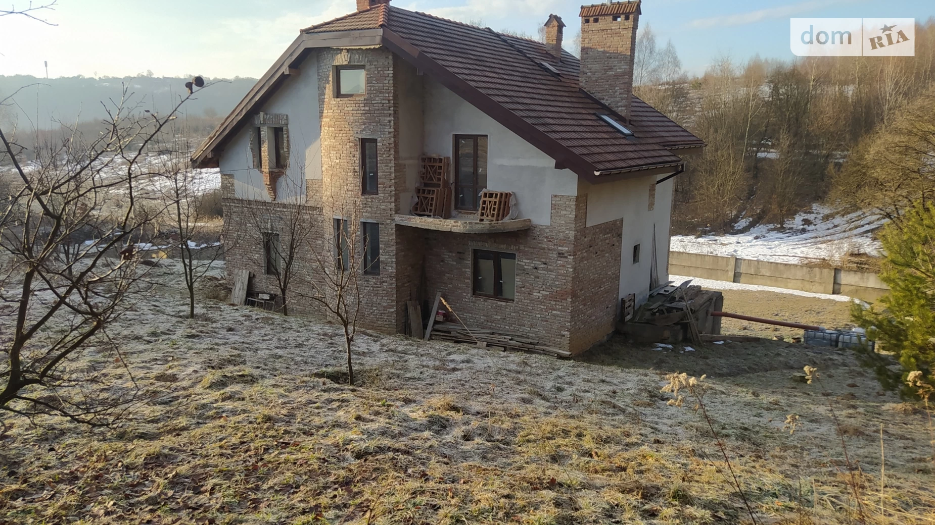 Продается дом на 2 этажа 315 кв. м с беседкой, цена: 165000 $ - фото 3