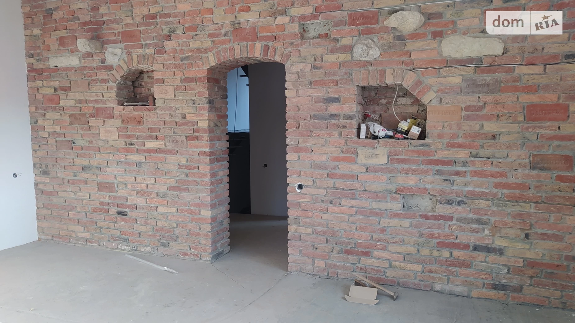 Продается дом на 2 этажа 315 кв. м с беседкой, цена: 165000 $ - фото 4