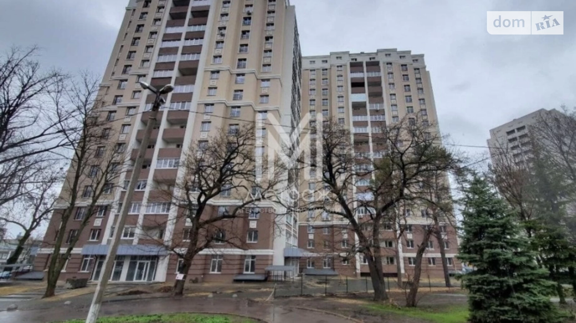 Продається 1-кімнатна квартира 48 кв. м у Харкові, просп. Героїв Харкова(Московський), 195