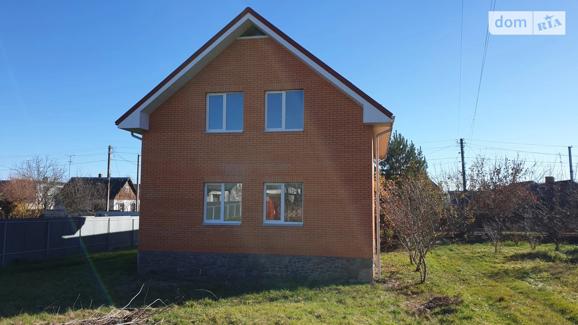 Продается дом на 2 этажа 140 кв. м с подвалом, цена: 110000 $ - фото 4