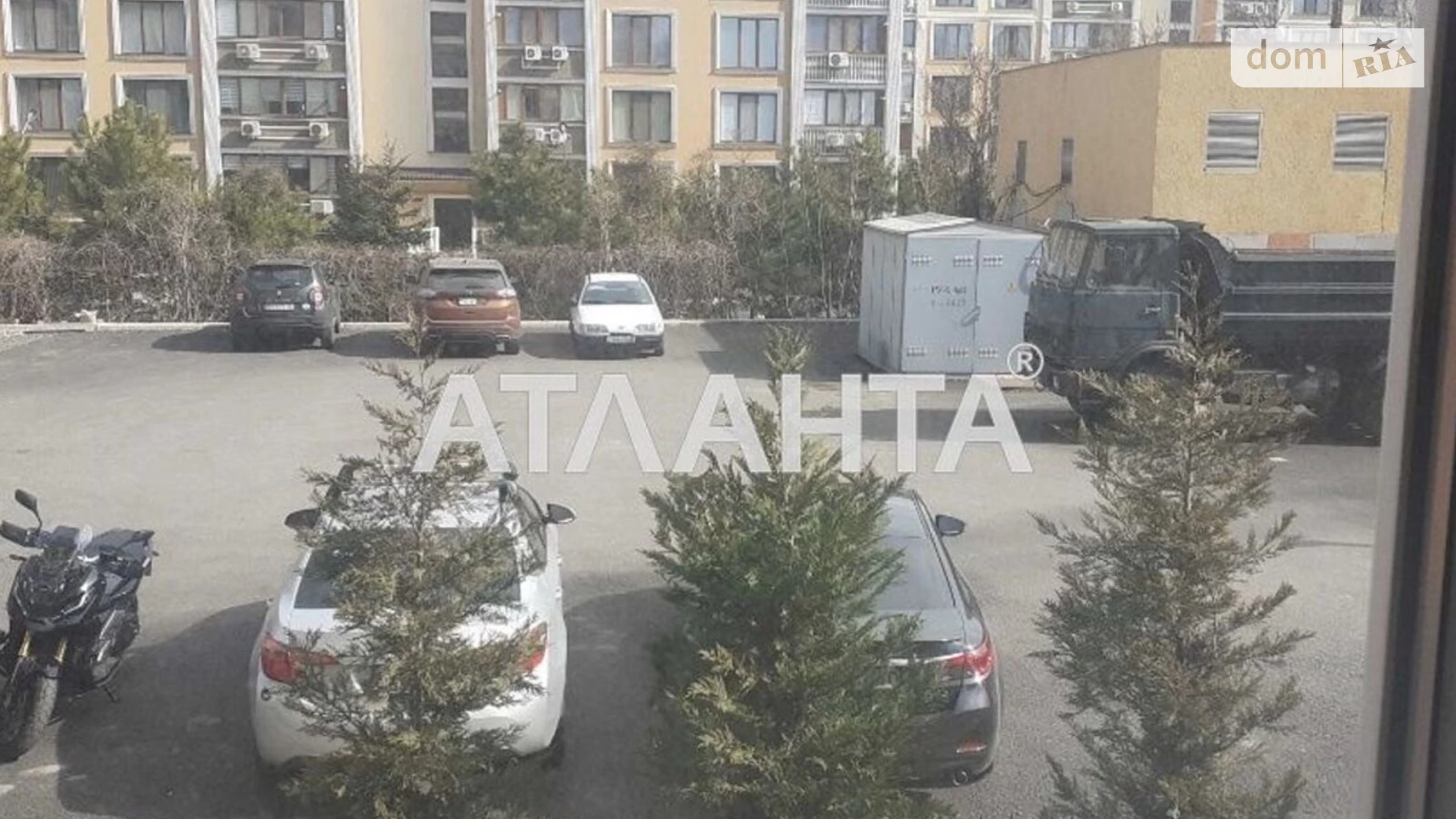 Продается 3-комнатная квартира 123 кв. м в Одессе, ул. Зоопарковая