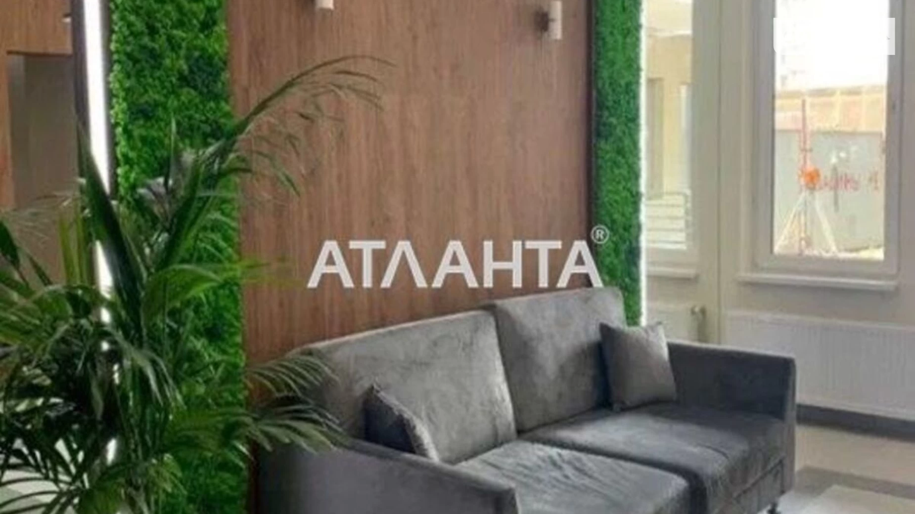 Продається 3-кімнатна квартира 106.4 кв. м у Одесі, вул. Академіка Вільямса