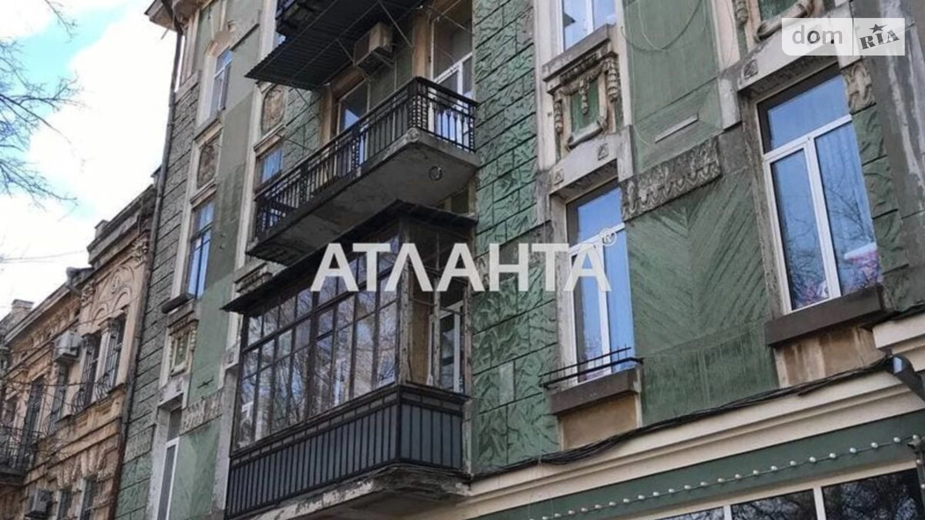 Продається 2-кімнатна квартира 55.5 кв. м у Одесі, вул. Новосельського