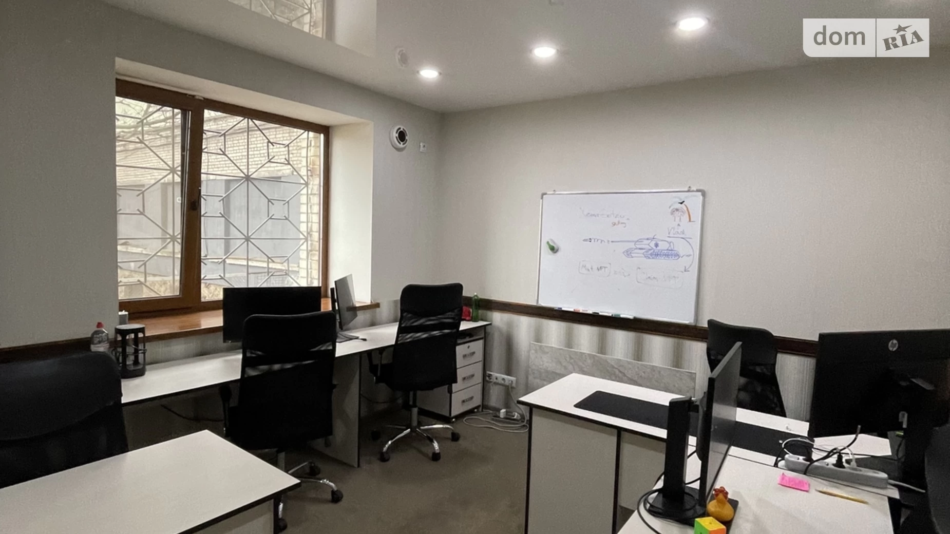 Продается офис 252 кв. м в бизнес-центре, цена: 275000 $ - фото 5