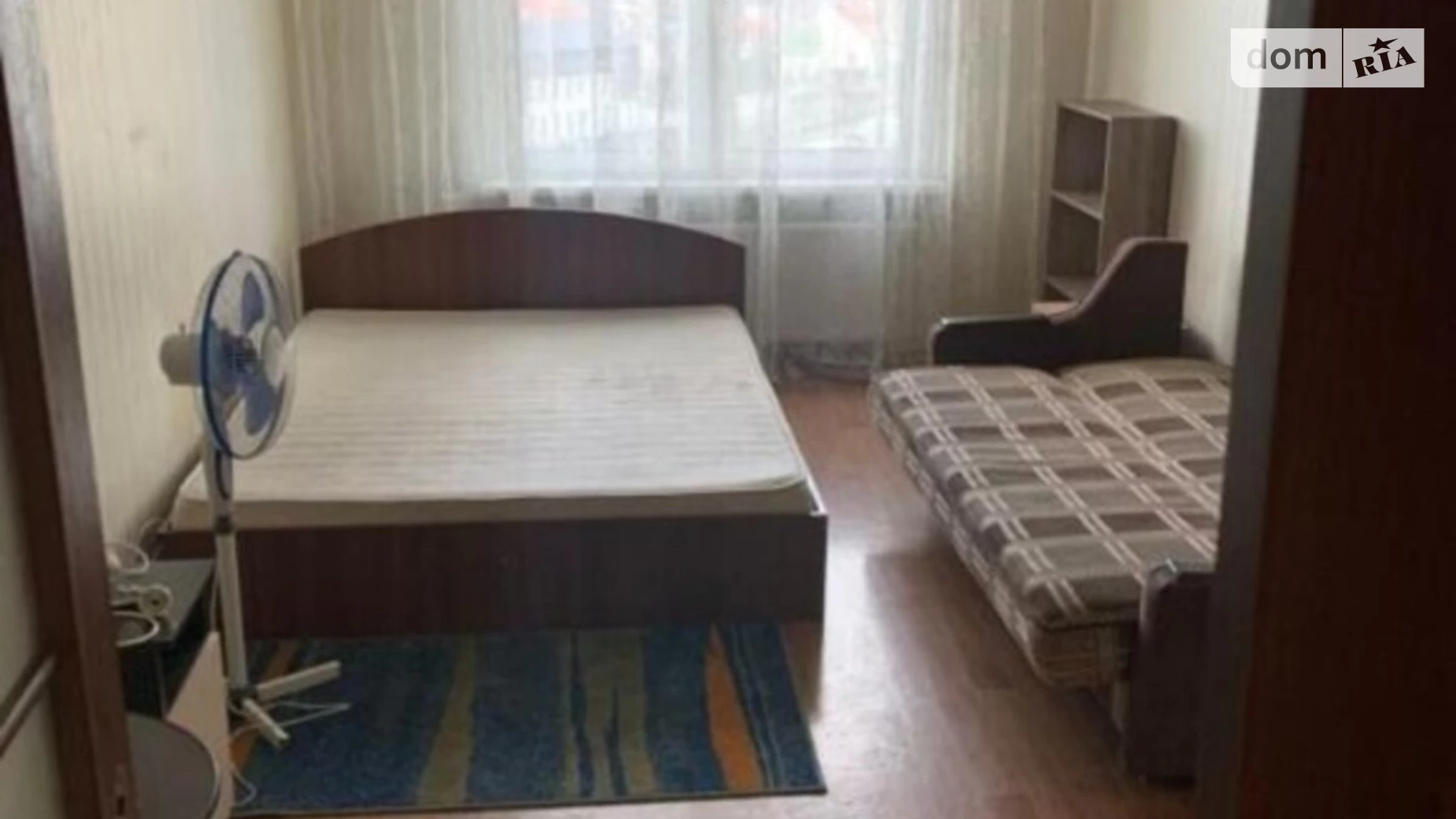 Продается 1-комнатная квартира 82 кв. м в Киеве, ул. Ващенко Григория, 7