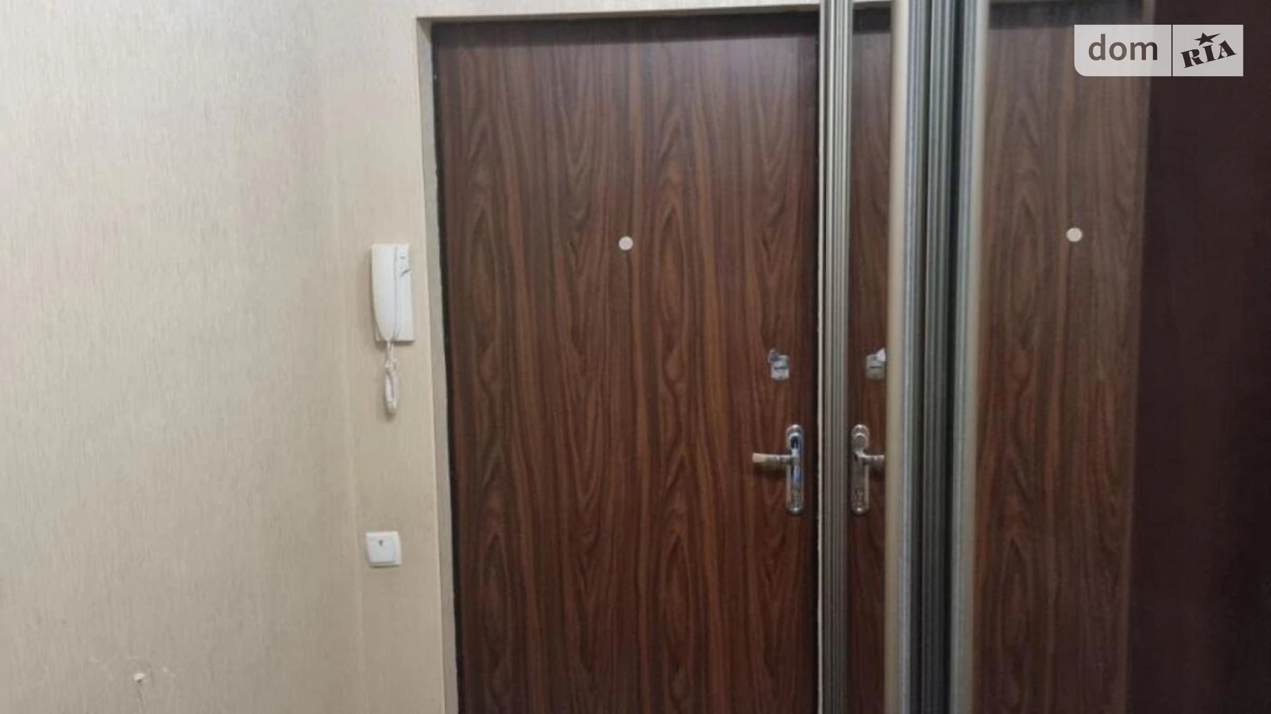Продается 3-комнатная квартира 72 кв. м в Харькове, ул. Гвардейцев-Широнинцев, 47
