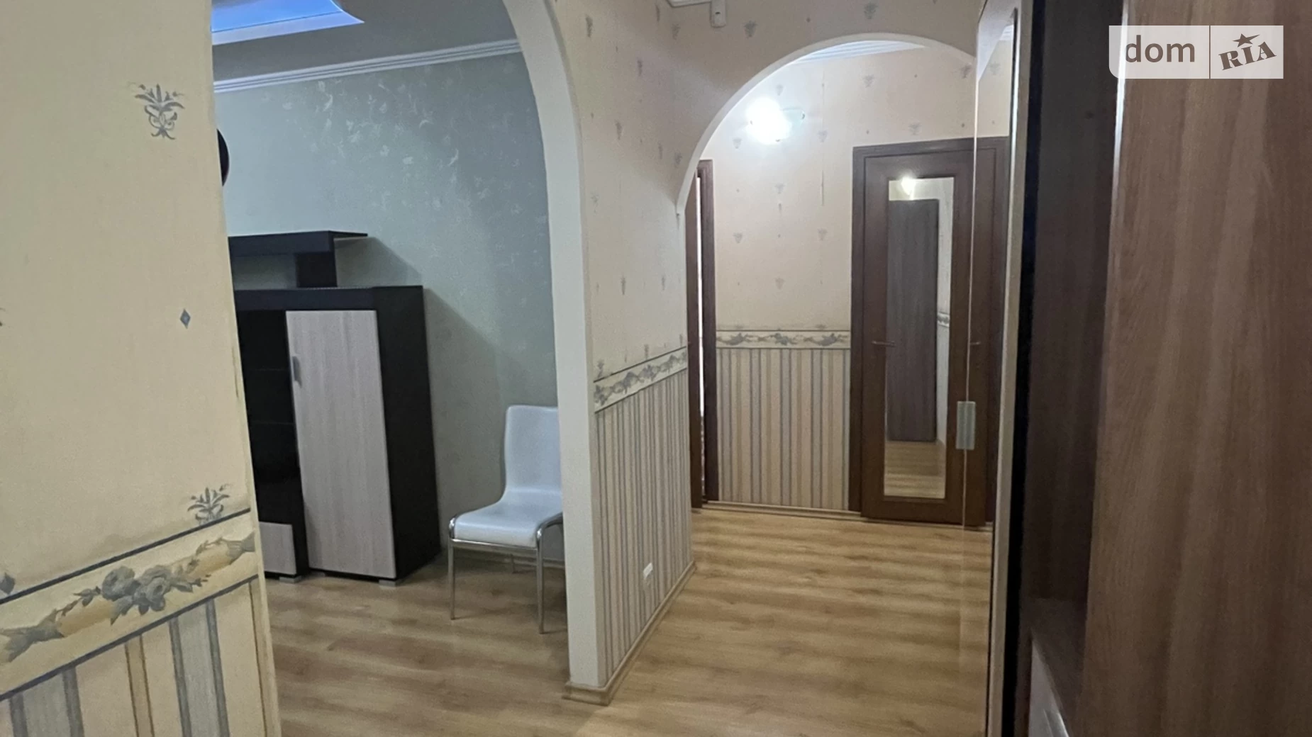 Продается 3-комнатная квартира 64 кв. м в Одессе, ул. Палия Семена