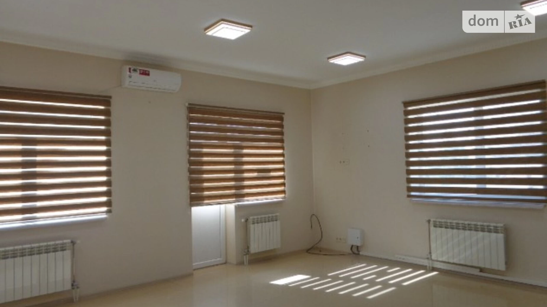 Продається офіс 200.3 кв. м в бізнес-центрі, цена: 180000 $ - фото 3