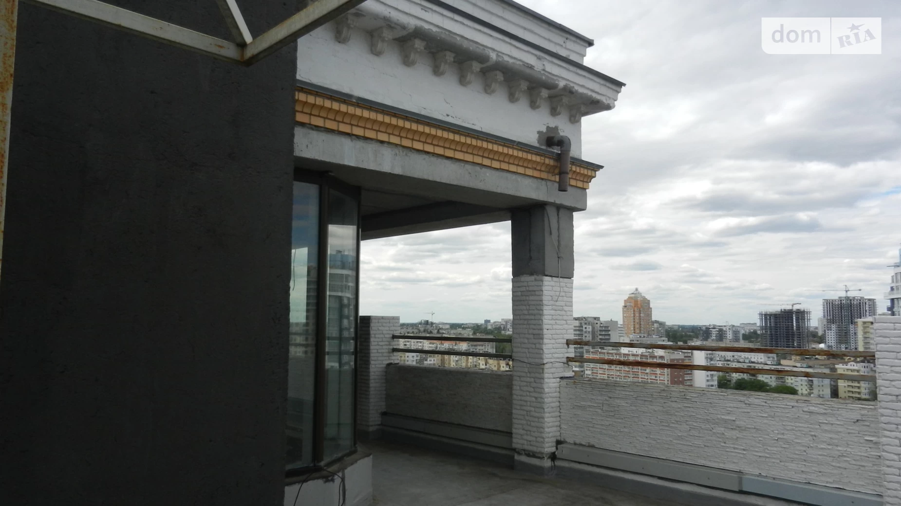 Продається 2-кімнатна квартира 312.2 кв. м у Одесі, вул. Тіниста, 9/12 - фото 2