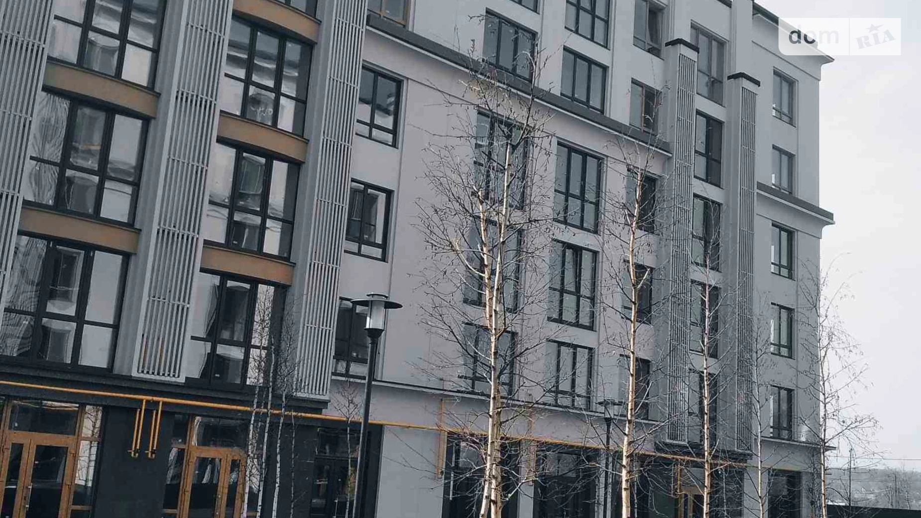 Продается 1-комнатная квартира 28 кв. м в Ирпене, ул. Николая Сингаевского(Новооскольская), 2