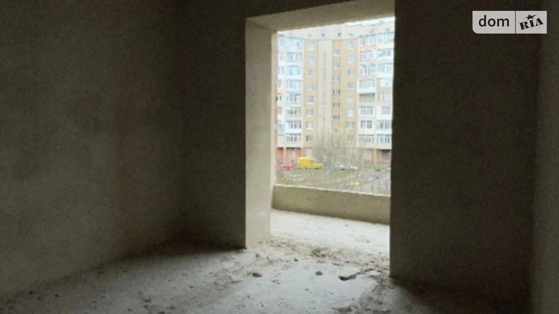 Продається 1-кімнатна квартира 42 кв. м у Івано-Франківську, вул. Горбачевського, 40Б