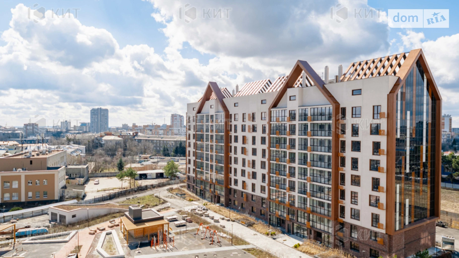 Продается 3-комнатная квартира 175.6 кв. м в Харькове, ул. Динамовская, 15А - фото 3