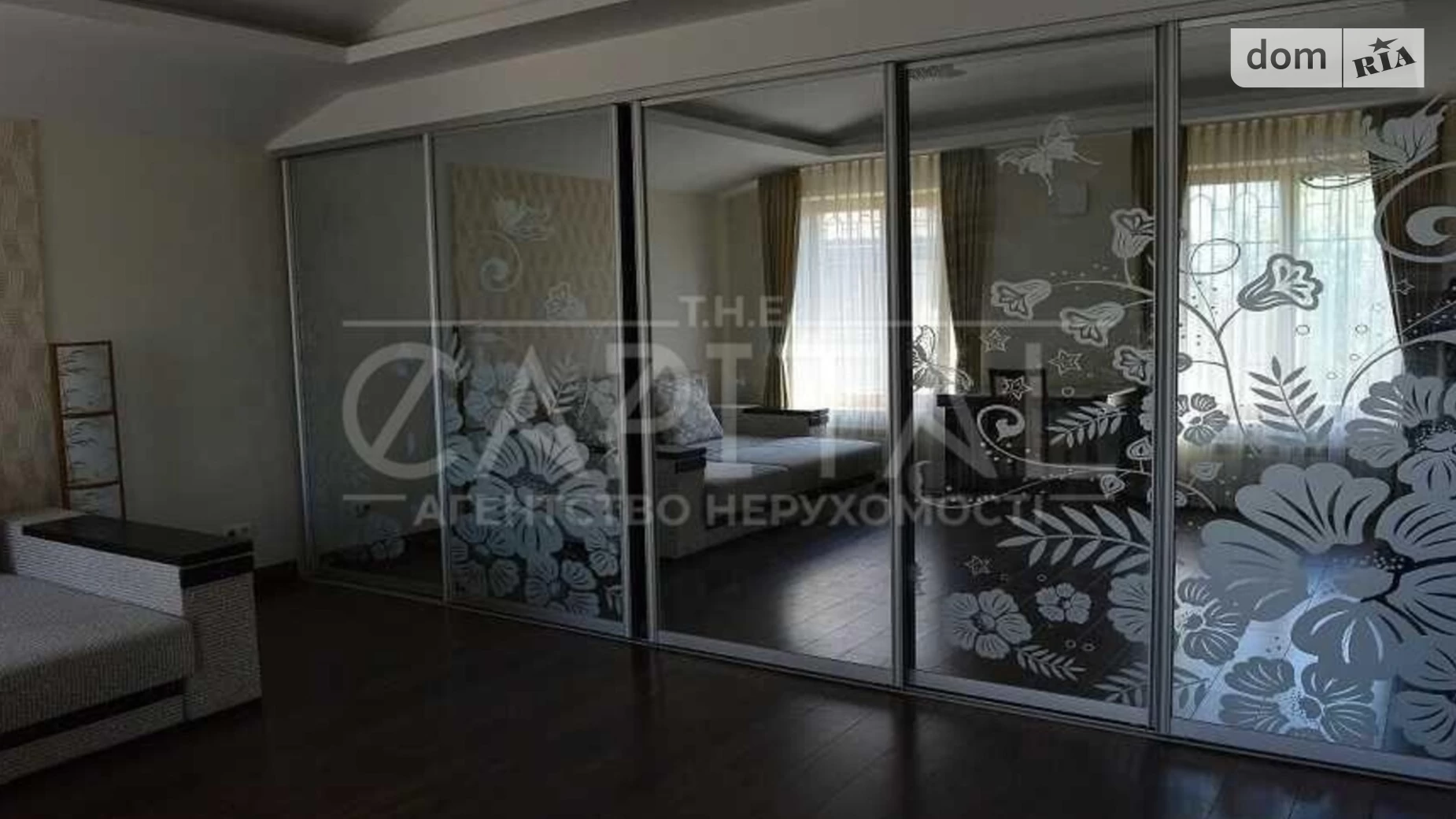 Сдается в аренду дом на 4 этажа 475 кв. м с участком, цена: 1050 $ - фото 5