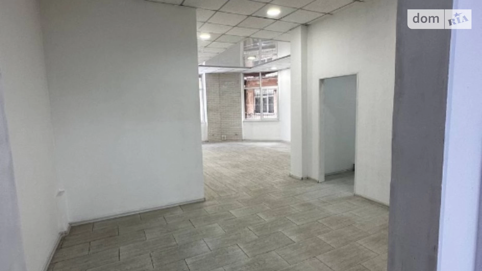 Сдается в аренду офис 91 кв. м в бизнес-центре, цена: 25000 грн - фото 4
