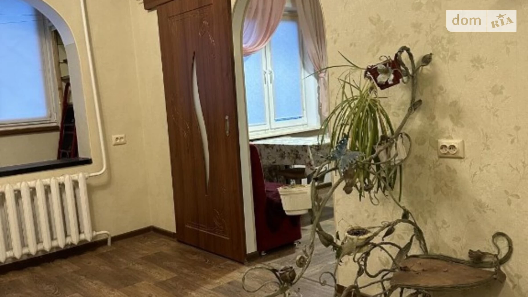 Продается 1-комнатная квартира 35 кв. м в Одессе, просп. Добровольского, 131