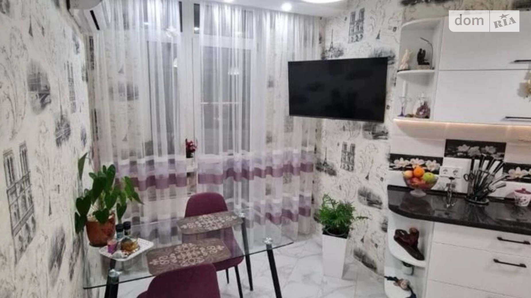 Продається 2-кімнатна квартира 70 кв. м у Одесі, вул. Проценка