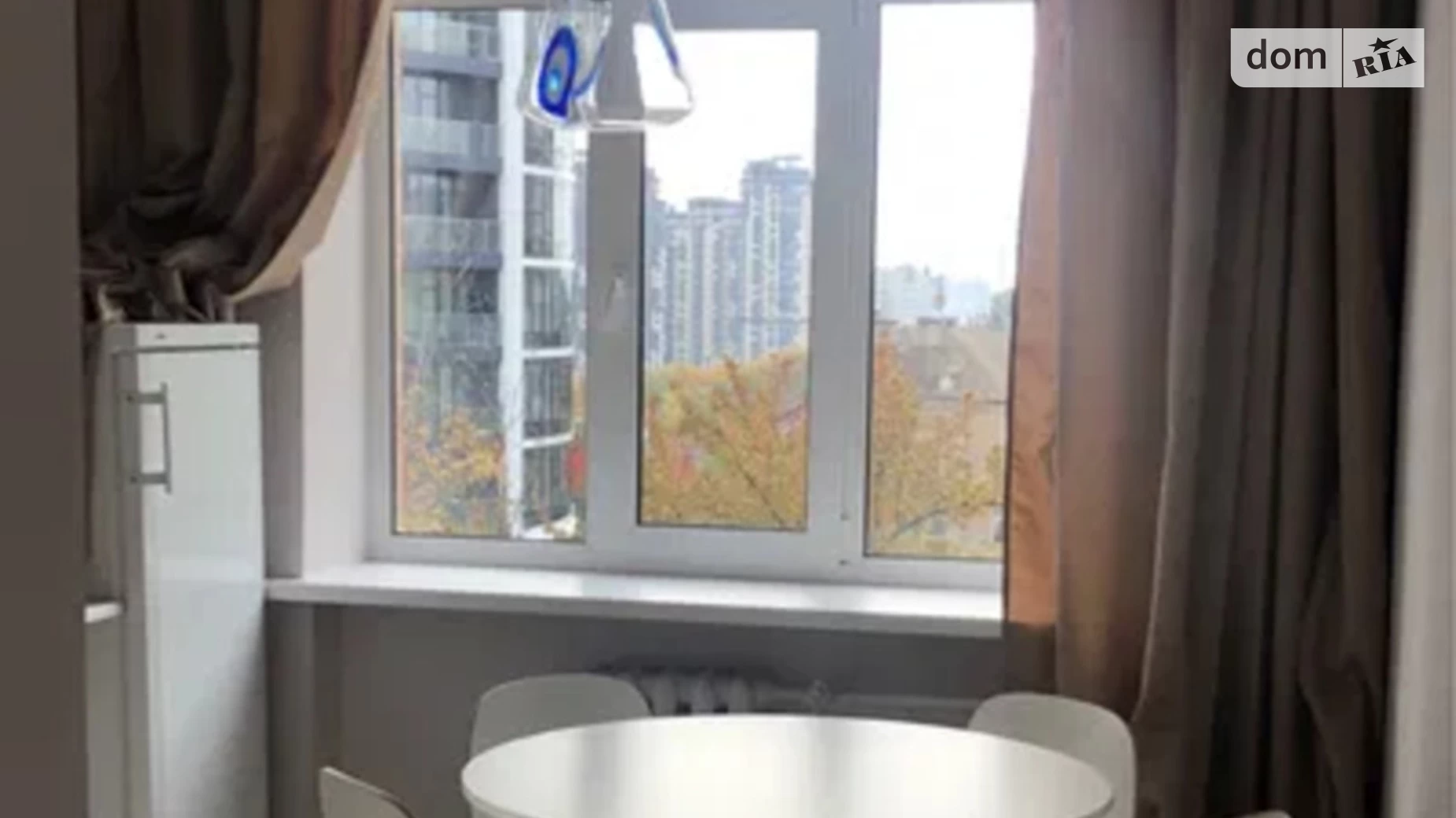 Продается 2-комнатная квартира 53 кв. м в Киеве, ул. Коновальца Евгения, 29 - фото 2