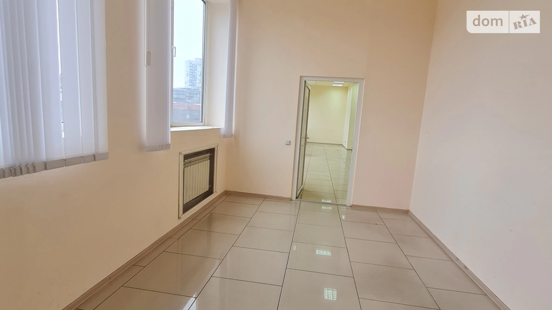 Сдается в аренду офис 115.92 кв. м в бизнес-центре, цена: 34776 грн - фото 4