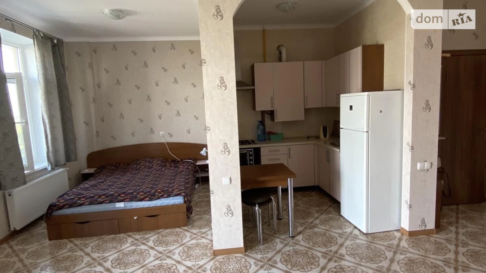 Продается 1-комнатная квартира 43 кв. м в Одессе, ул. Греческая, 2
