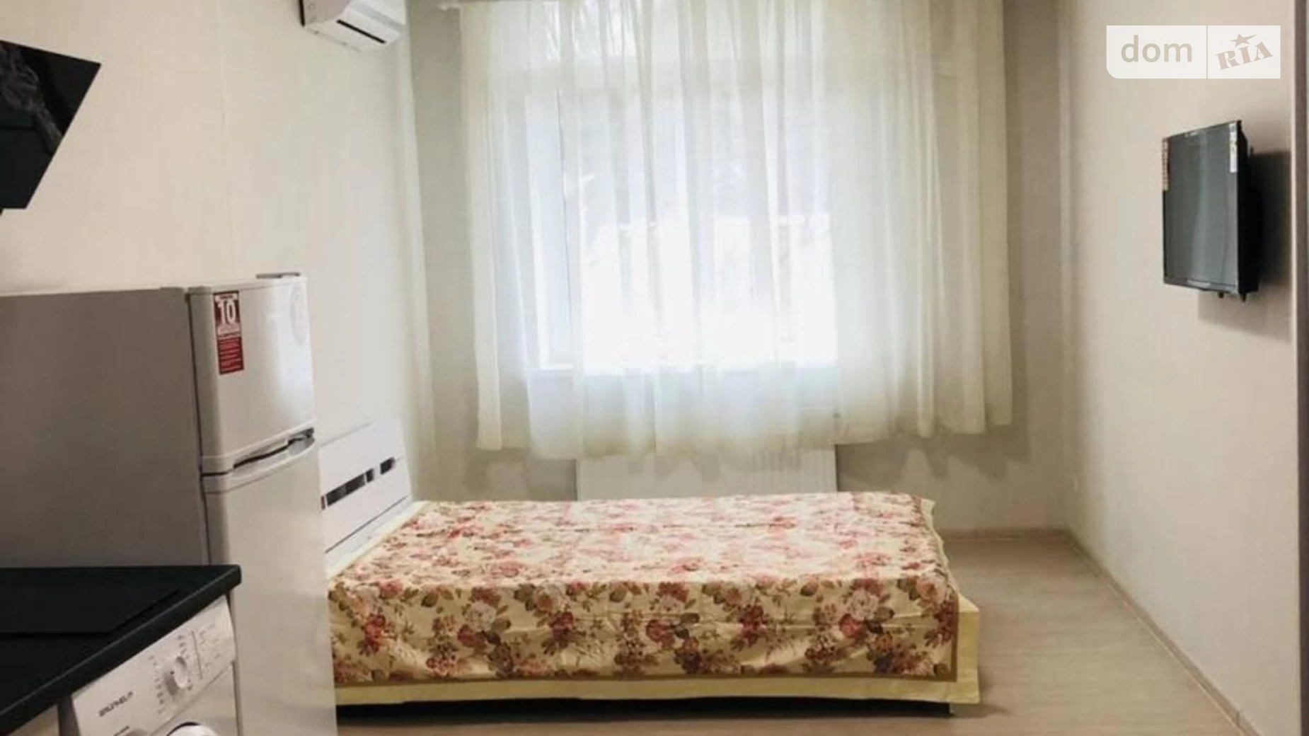 Продается 1-комнатная квартира 25.4 кв. м в Одессе, ул. Академика Королева