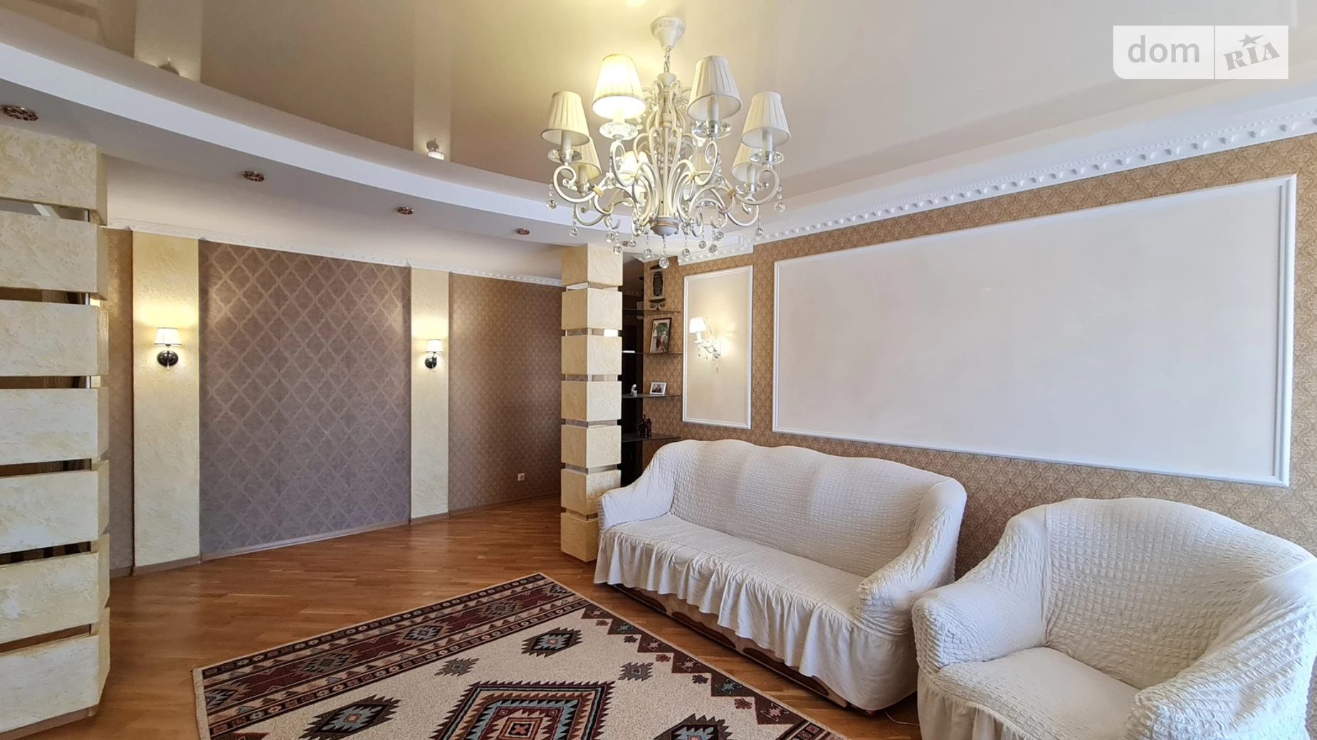 Продается 3-комнатная квартира 102 кв. м в Хмельницком, ул. Заречанская