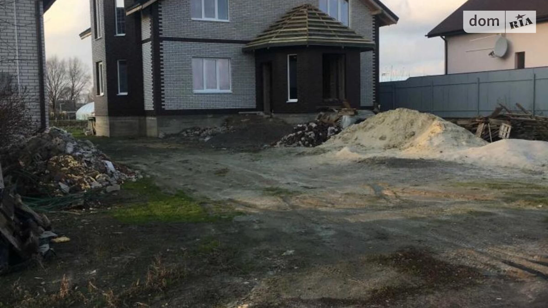 Продается дом на 2 этажа 204.9 кв. м с участком, цена: 92000 $ - фото 4