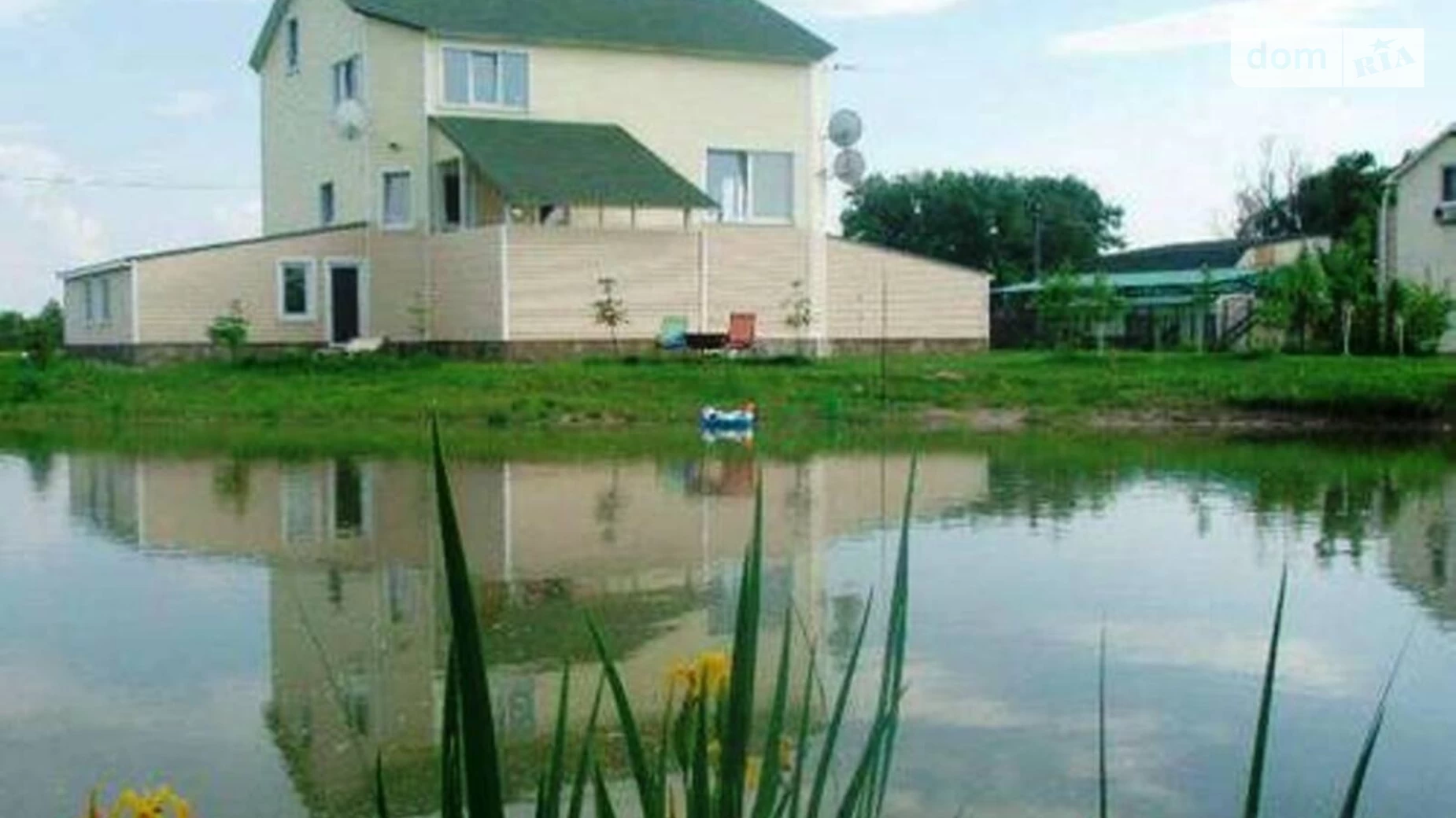 Продается дом на 3 этажа 361.2 кв. м с камином, цена: 145000 $ - фото 2