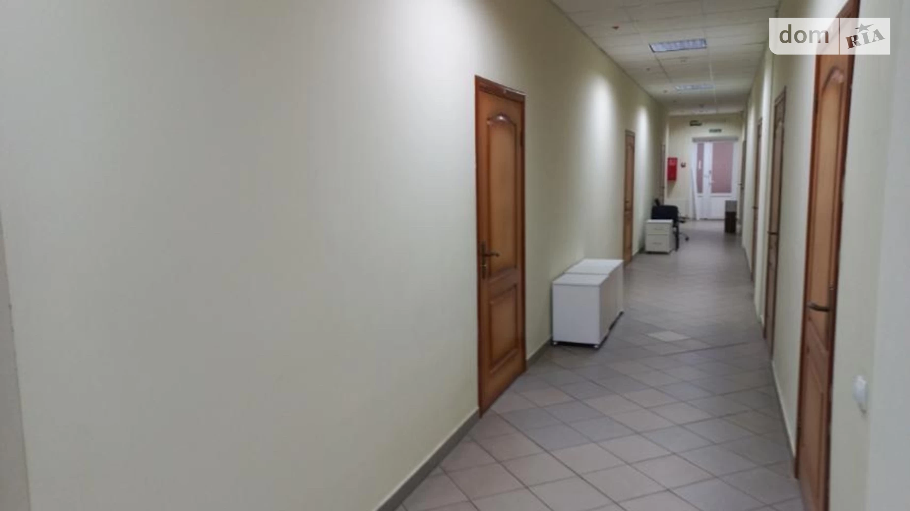 Сдается в аренду офис 18 кв. м в бизнес-центре, цена: 2520 грн - фото 4