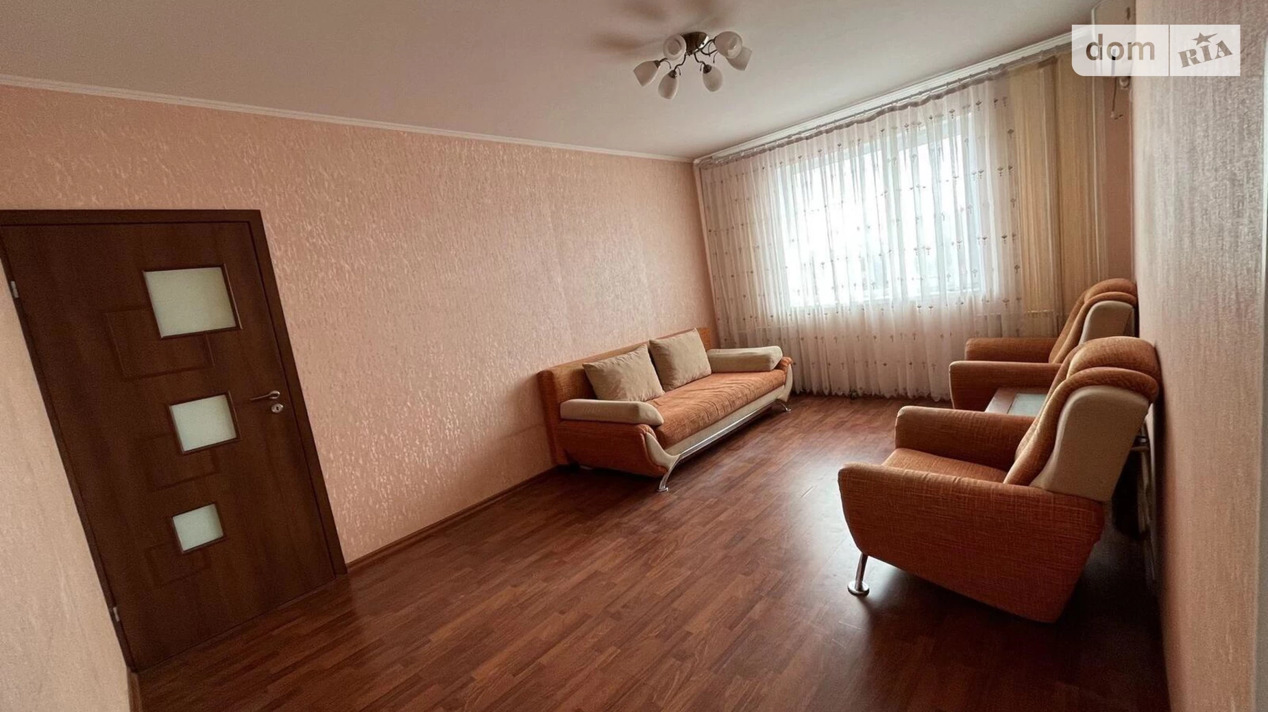 Продается 3-комнатная квартира 72 кв. м в Харькове, ул. Гвардейцев-Широнинцев, 47